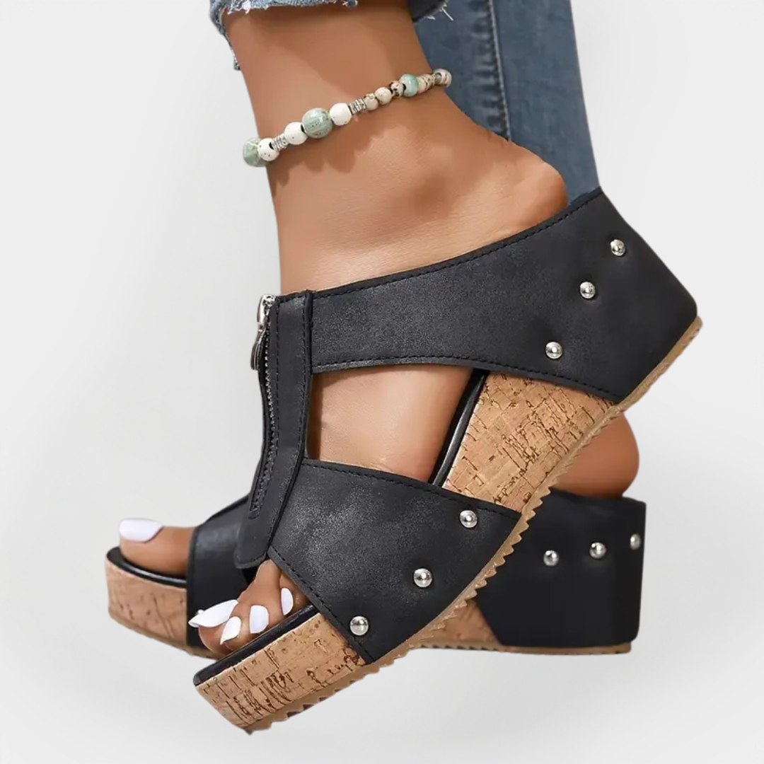 Comfortable Heeled Sandals with Zipper