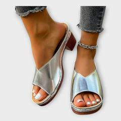 Heels with Thick Heel and Open Back