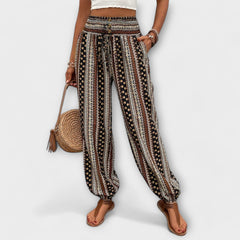 Pants with Folkloric Design