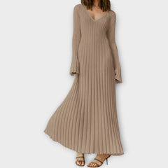 Ribbed Knit Flare Maxi Dress