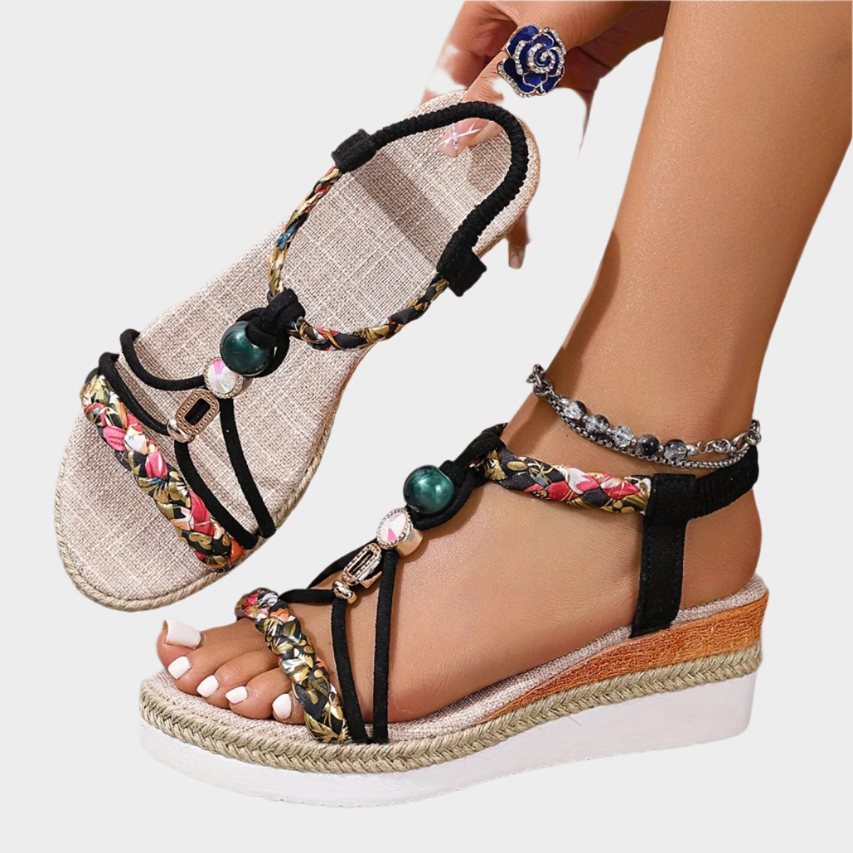 Sandals with Comfortable Sole and Platform