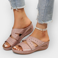 Anatomical Sandals for Everyday Use