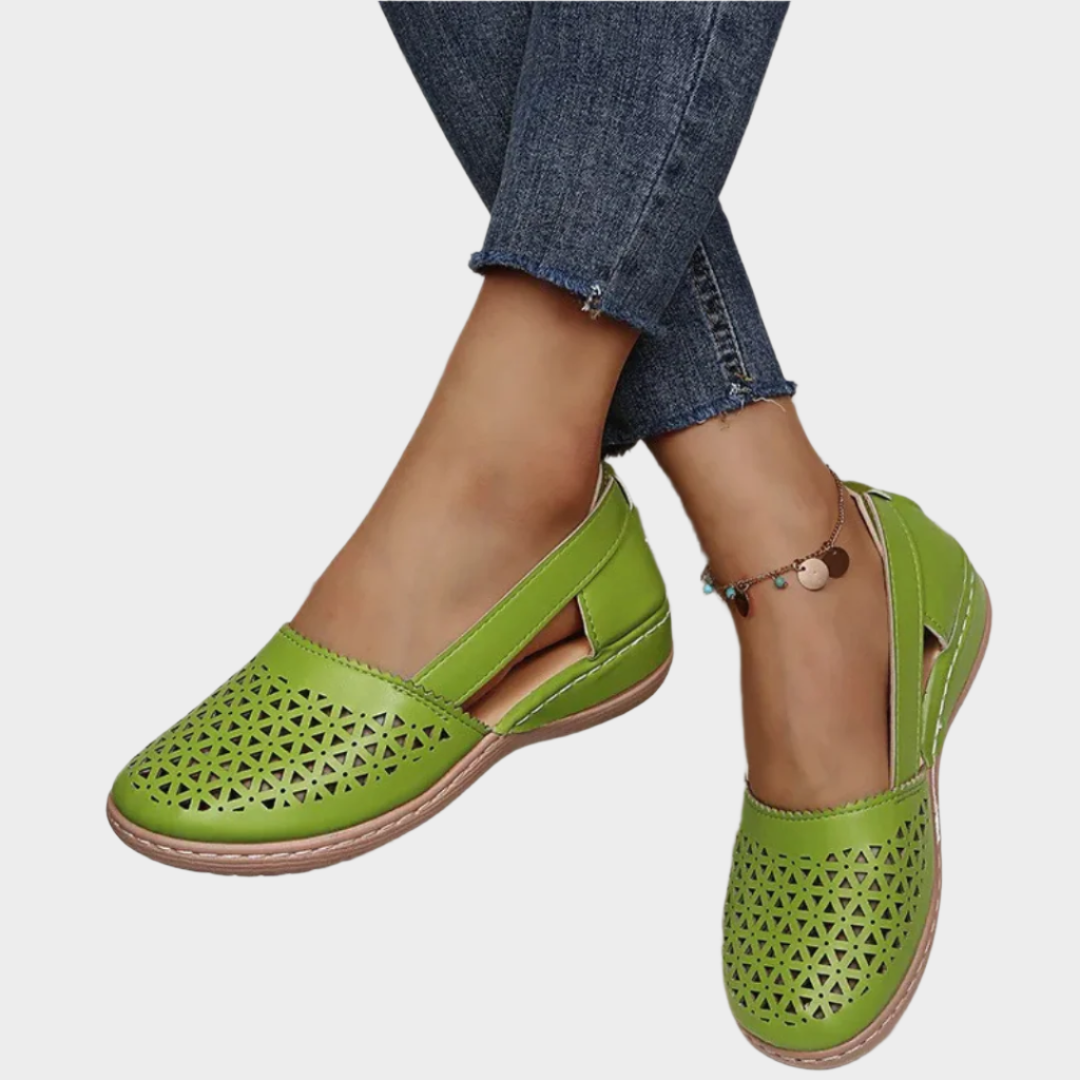 Anatomical Leather Ballerinas with Cutouts and Strap