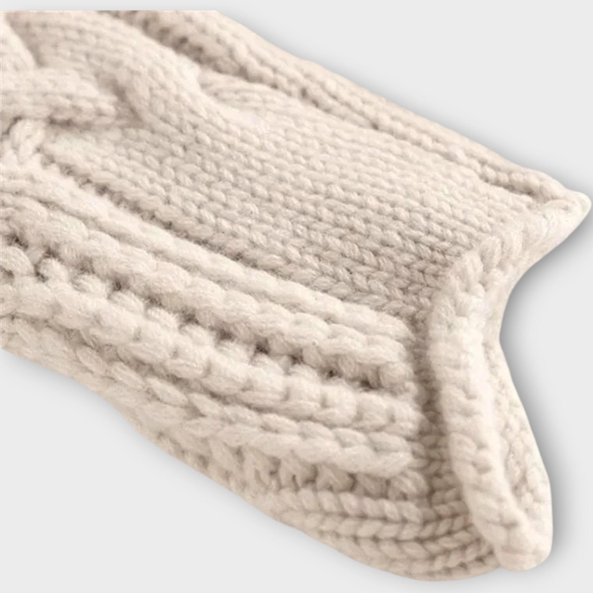 Ksenia  Cashmere Turtleneck with Braided Pattern