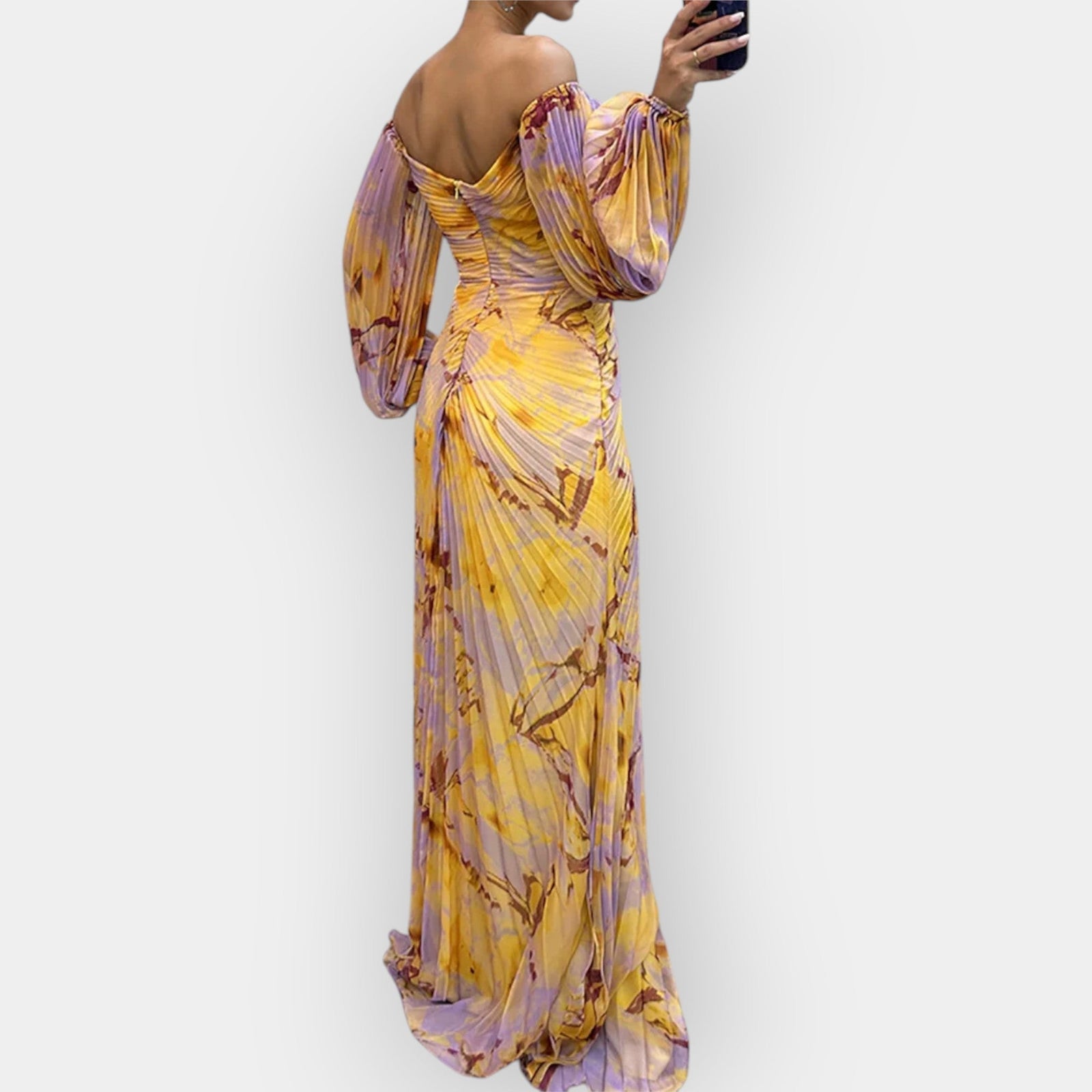 Airy Dress with Opening