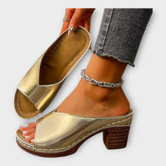 Heels with Thick Heel and Open Back