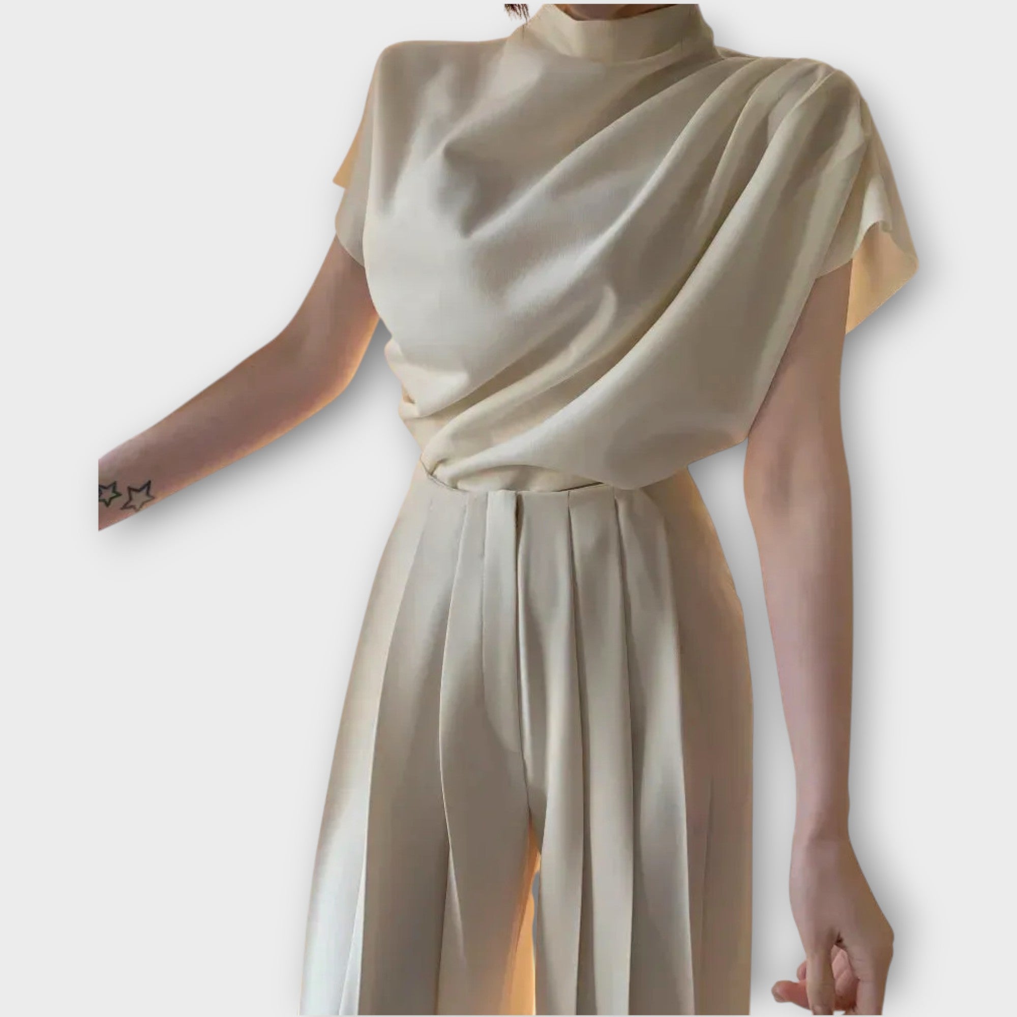 Women's High-Waisted Pleated Pants